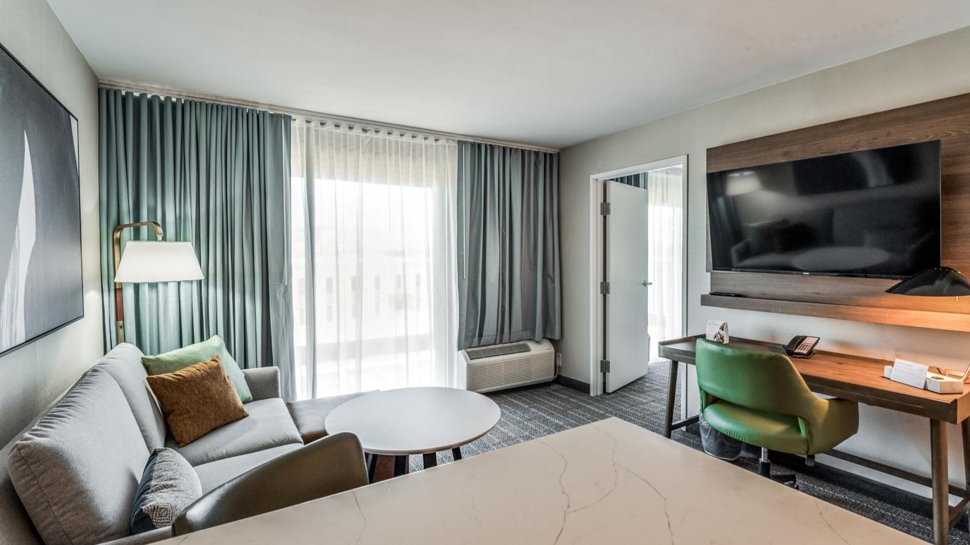 Staybridge Suites Dallas Market Ctr Love Field, An Ihg Hotel Ngoại thất bức ảnh